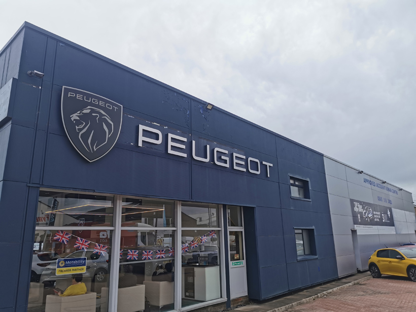 Norton Way Peugeot, Letchworth 15 Purgeot Letchworth before recoating