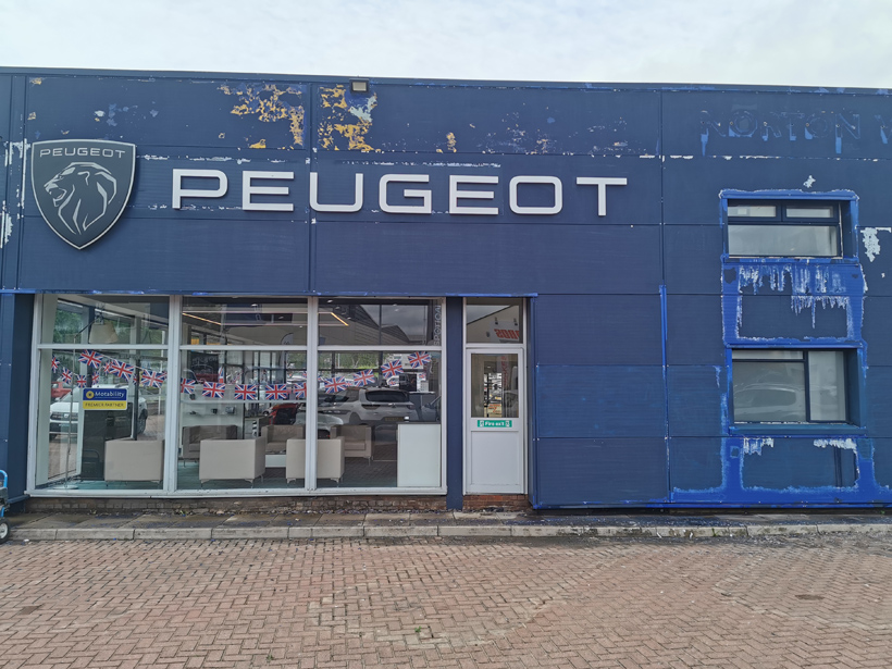 Norton Way Peugeot, Letchworth 3 Purgeot Letchworth front before coating